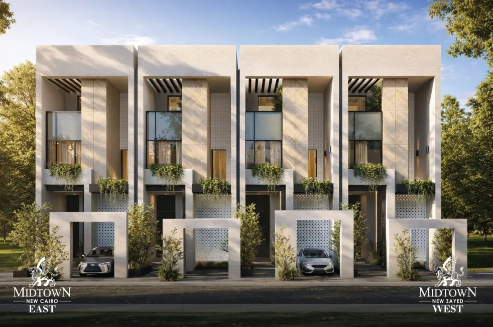 Townhouse for sale in Midtown East Phase Two in 6th settlement of 305 m² with 6 bedrooms