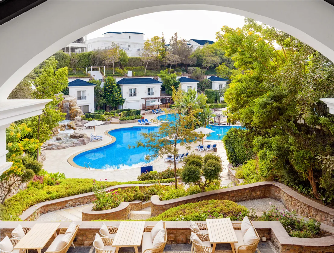 Villa for sale in The villas Mountain View 1.1 in North Investors of 350 m² with 4 bedrooms