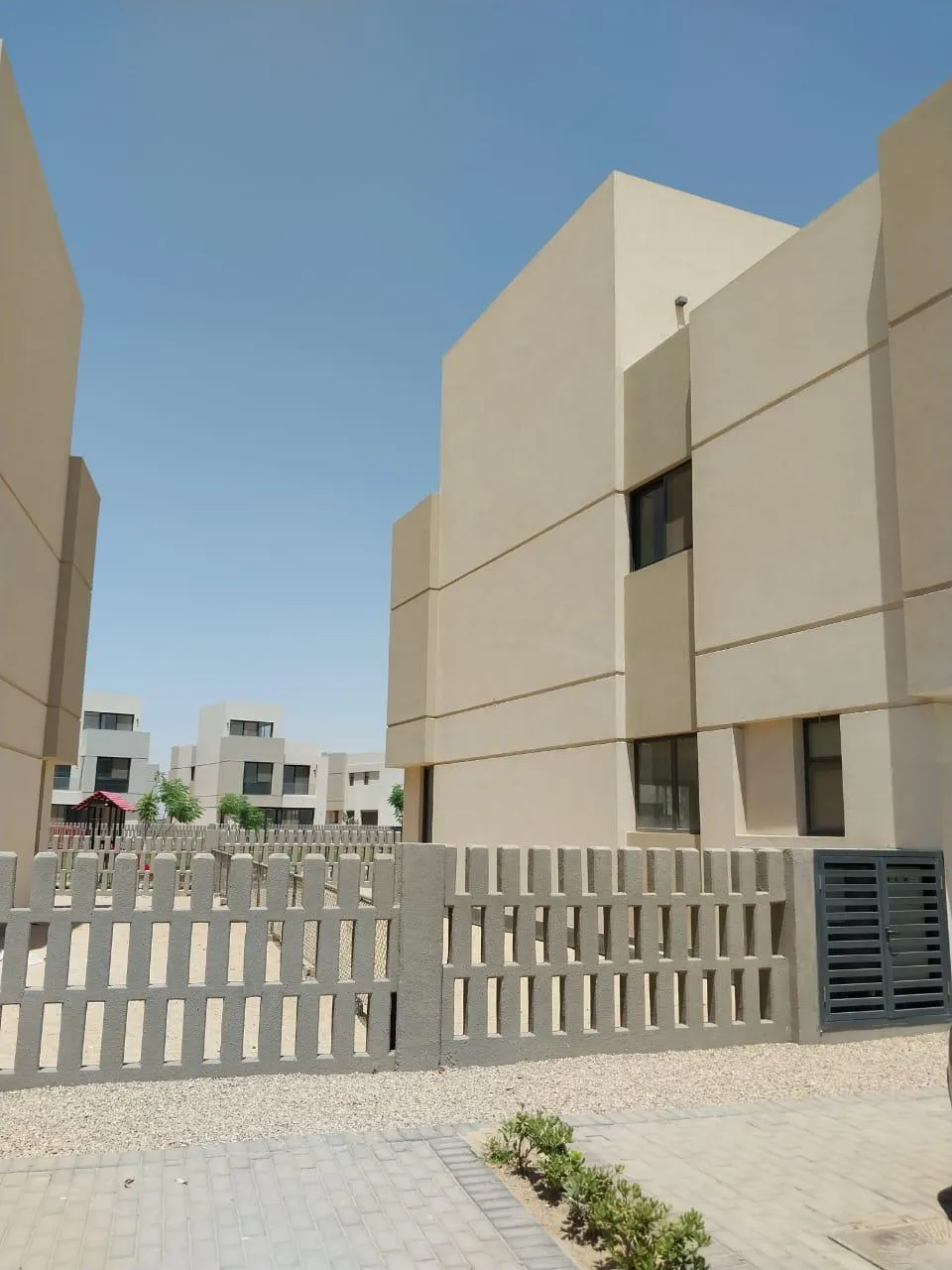 Townhouse for sale in Al Burouj in El Shorouk of 197 m² with 3 bedrooms