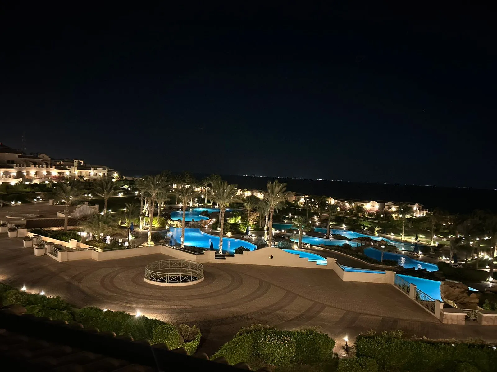 Villa for sale in La Vista 3 in Ain Sokhna of 400 m² with 5 bedrooms