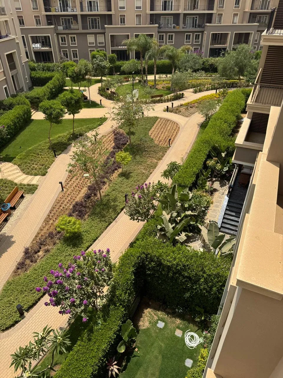  للبيع في أكتوبر بلازا في  بمساحة 0 م² تتكون من 0 غرف