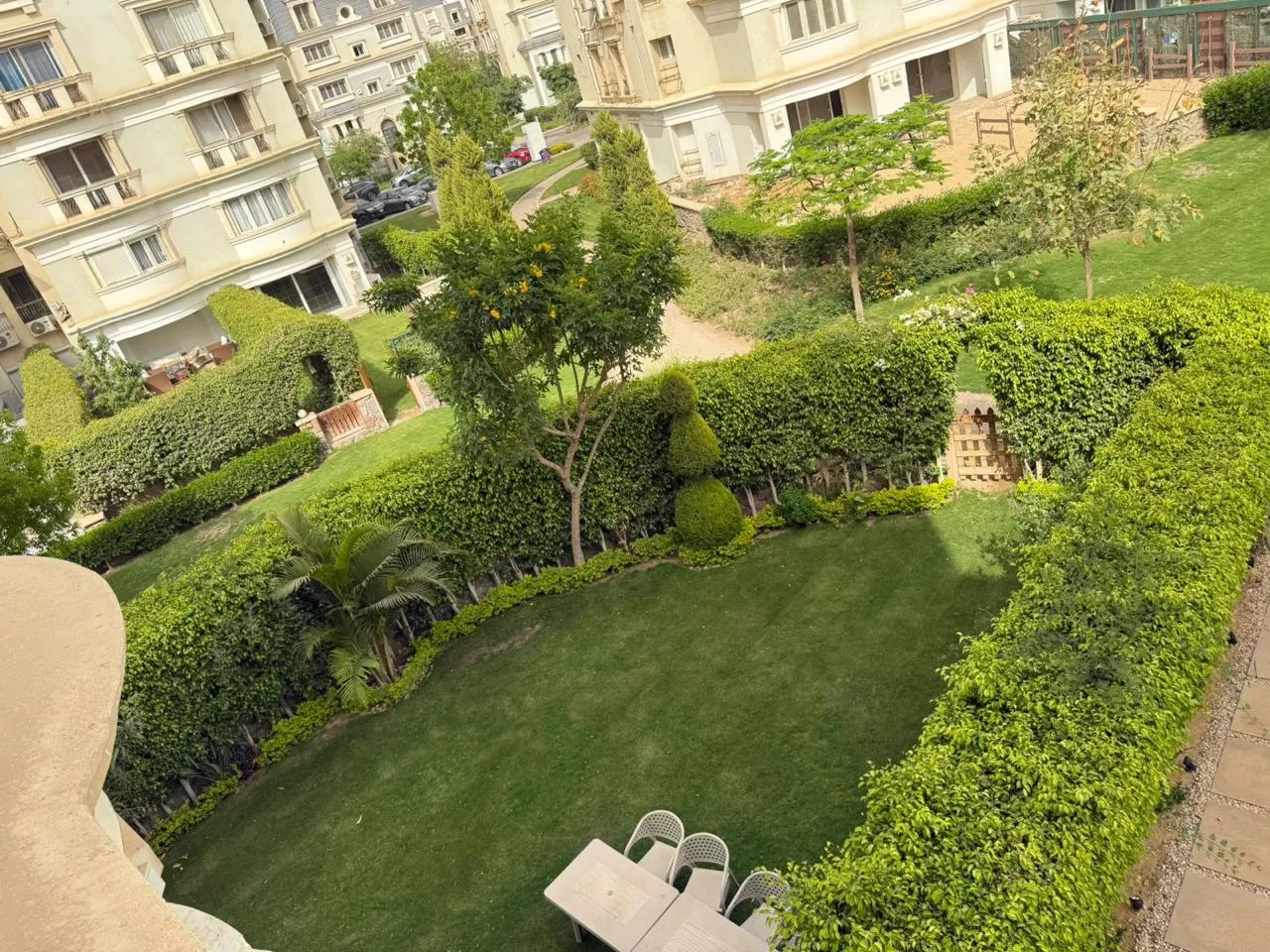 Apartment for sale in Mountain View Hyde Park in New Cairo of 274 m² with 3 bedrooms