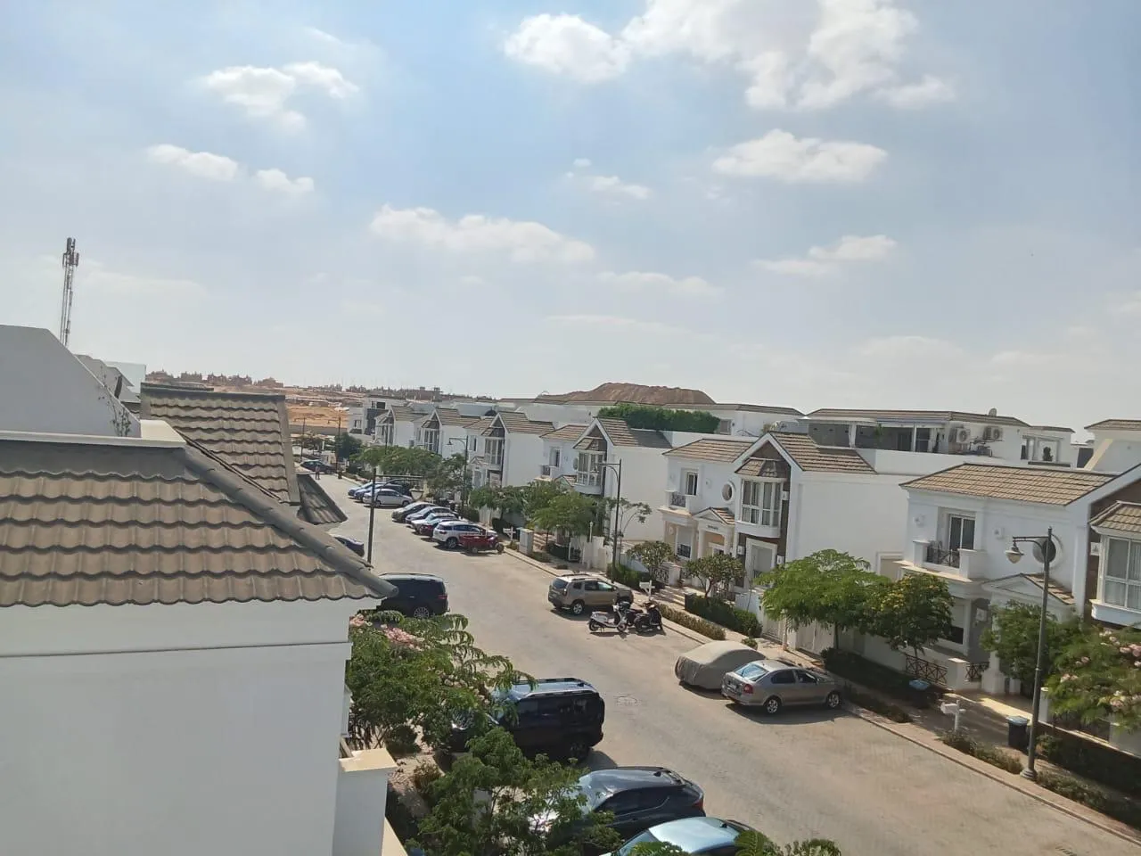 Penthouse for sale in Mountain View Chillout Park in Northern Expansion of 240 m² with 3 bedrooms