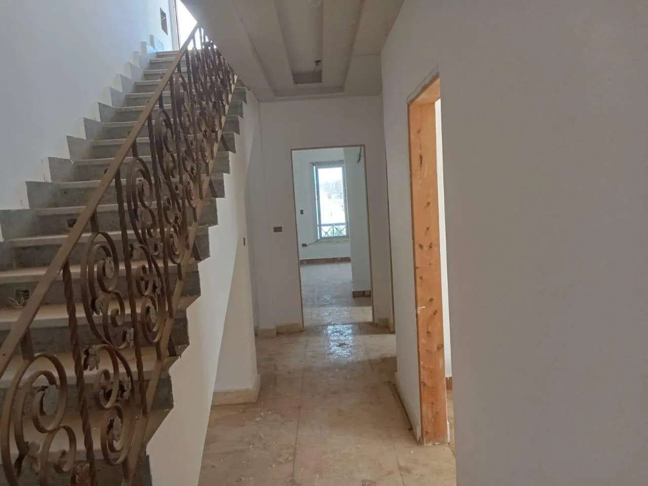 Penthouse for sale in Mountain View Chillout Park in Northern Expansion of 240 m² with 3 bedrooms