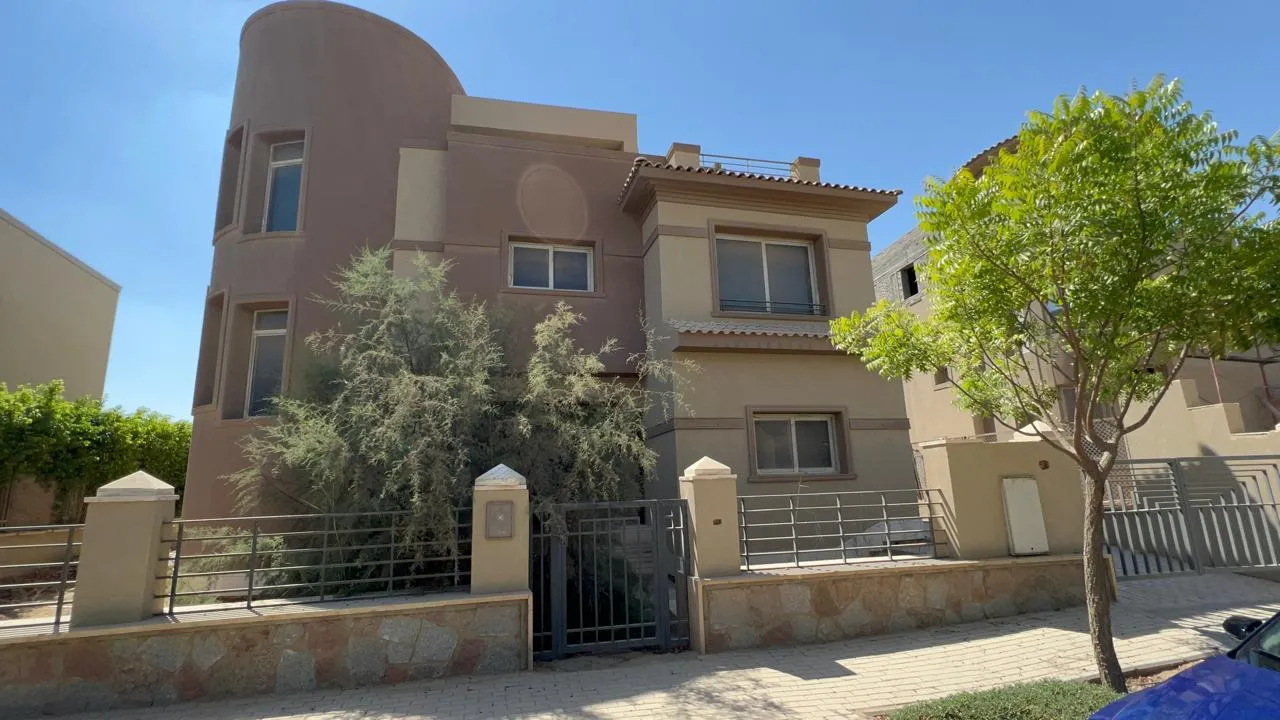  للبيع في PK1 بالم هيلز قطامية في  بمساحة 0 م² تتكون من 0 غرف