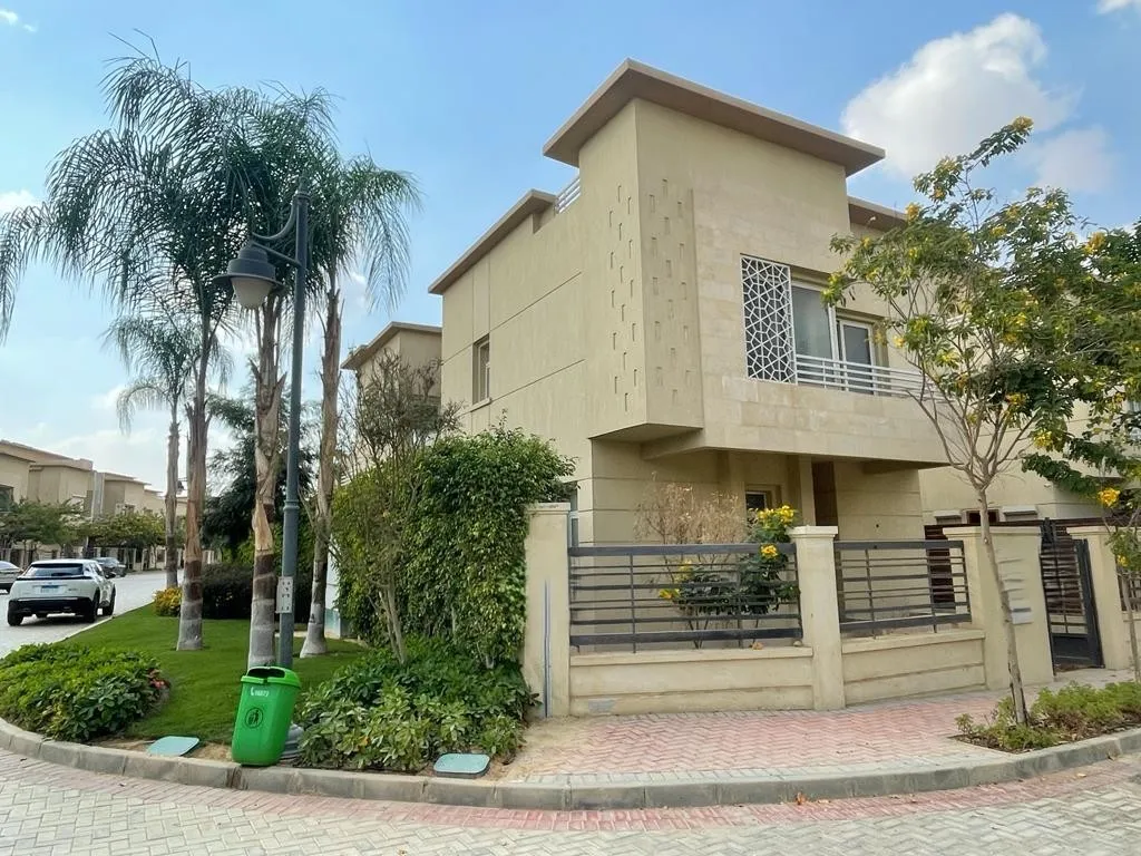 Villa for sale in JEDAR in 6th of October City of 313 m² with 4 bedrooms
