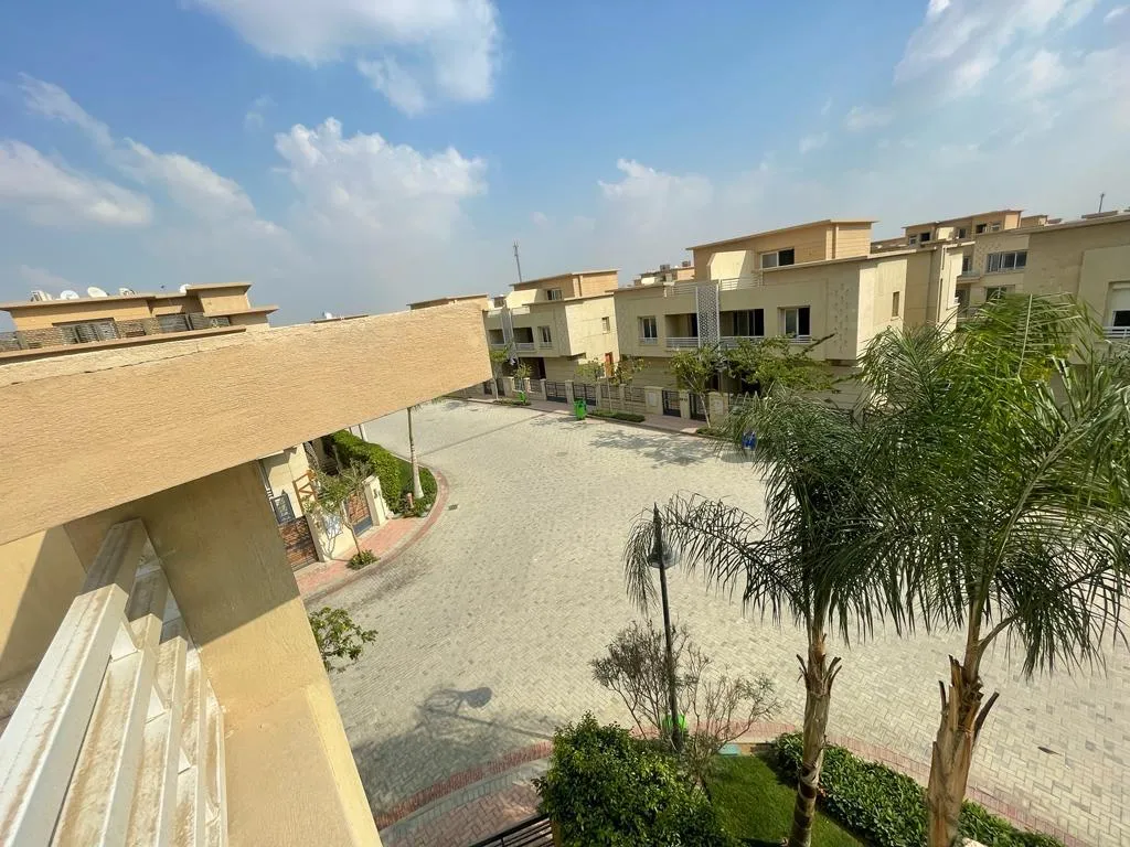 Villa for sale in JEDAR in 6th of October City of 313 m² with 4 bedrooms
