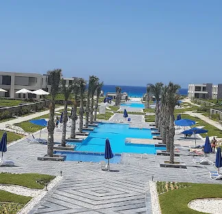  للبيع في لافيستا رأس الحكمة في  بمساحة 0 م² تتكون من 0 غرف