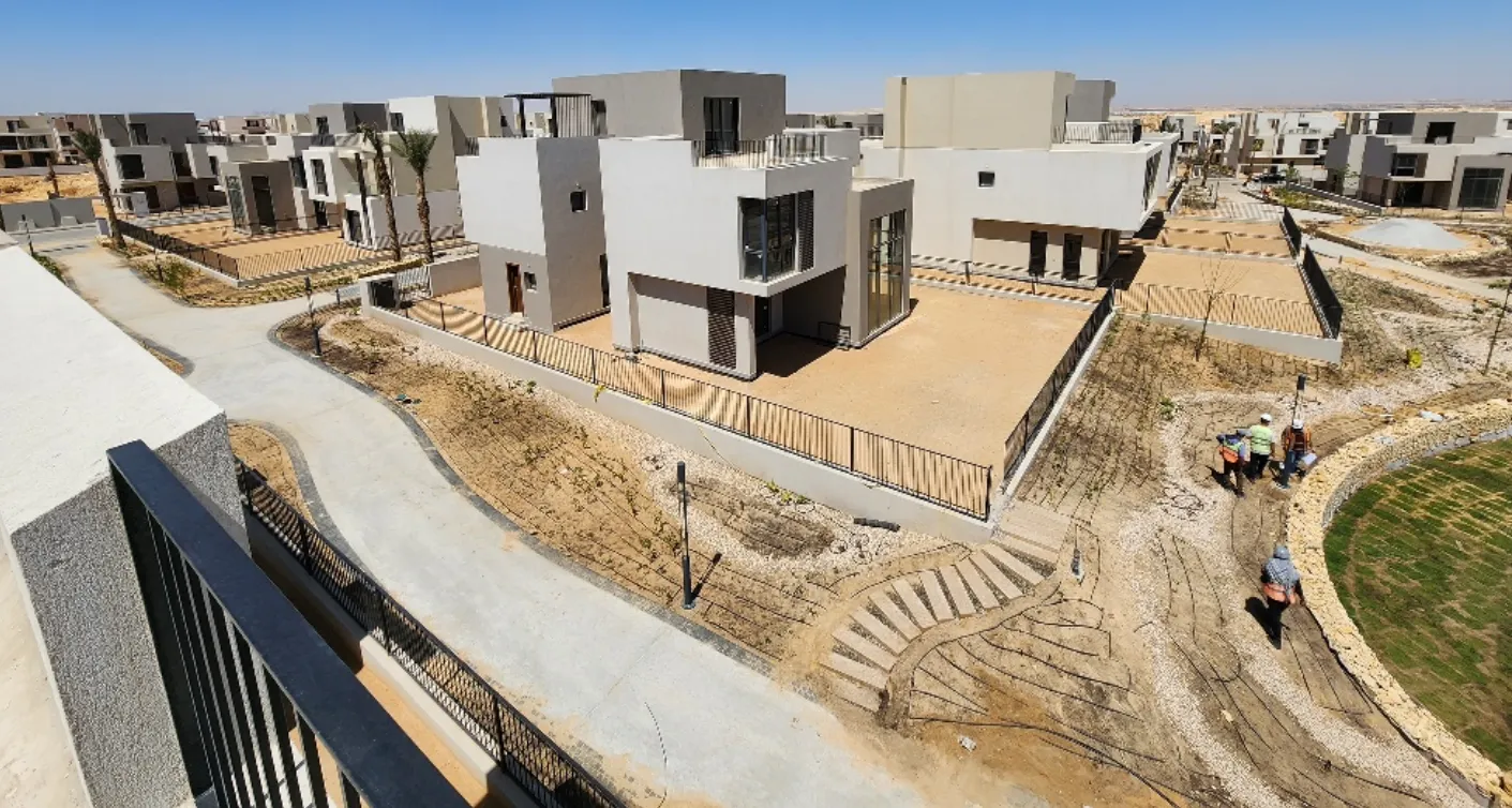 فيلا للبيع في سوديك إيست في هيليوبوليس الجديدة بمساحة 340 م² تتكون من 3 غرف