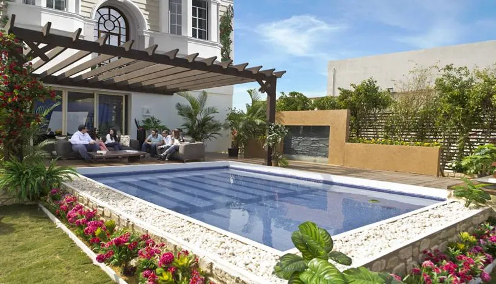 Townhouse for sale in Mountain View October Park in 6th of October City of 297 m² with 5 bedrooms