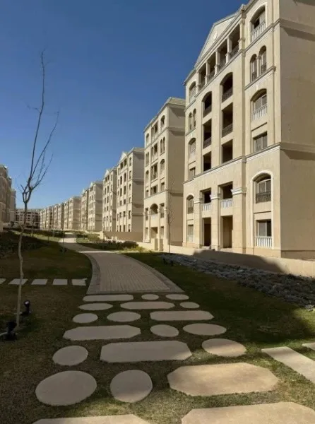 Penthouse for sale in L’Avenir in Mostakbal City of 220 m² with 3 bedrooms