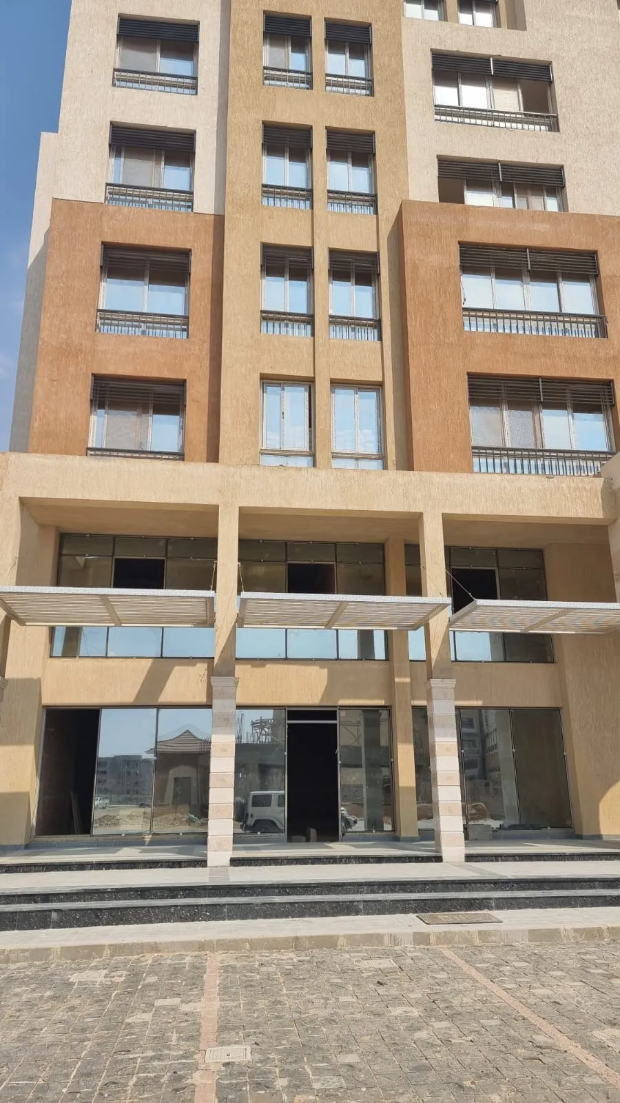 Retail for sale in Al Maqsad in New Capital City of 101 m² with 0 bedrooms