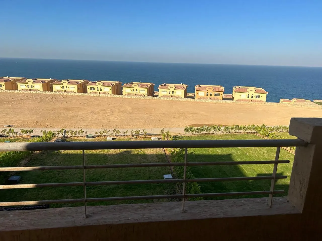  للبيع في تلال السخنة في  بمساحة 0 م² تتكون من 0 غرف