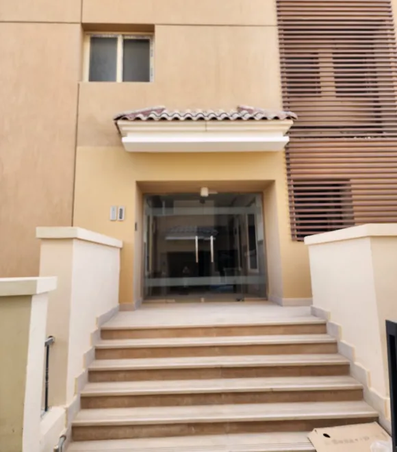  للبيع في سراي في  بمساحة 0 م² تتكون من 0 غرف