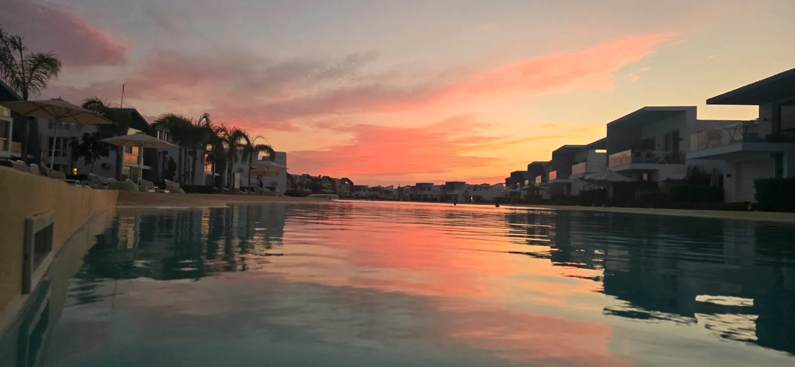  للبيع في فوكا باي في  بمساحة 0 م² تتكون من 0 غرف