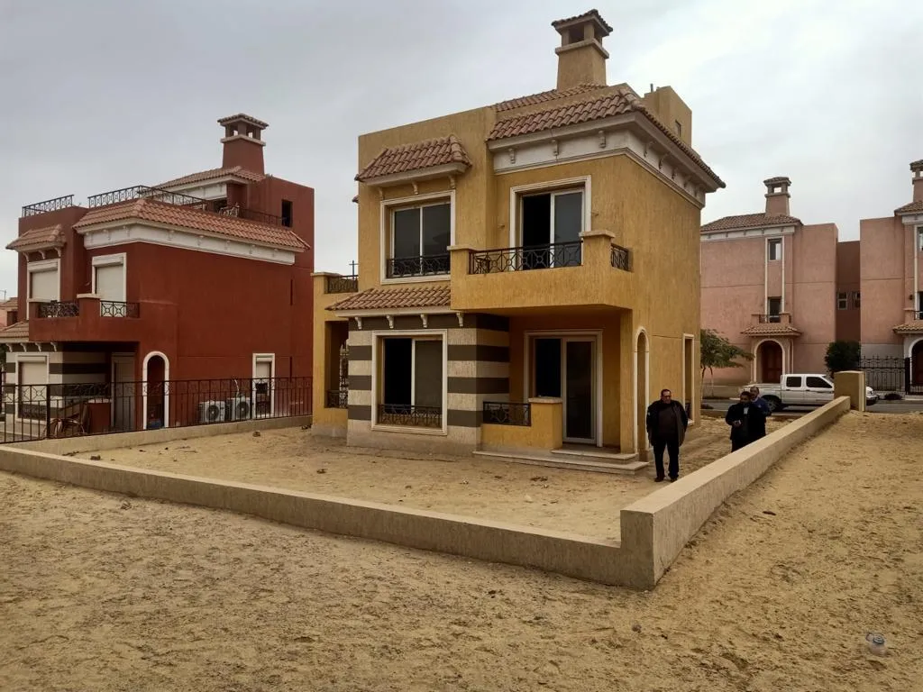 Villa for sale in Nyoum October in Northern Expansion of 205 m² with 3 bedrooms