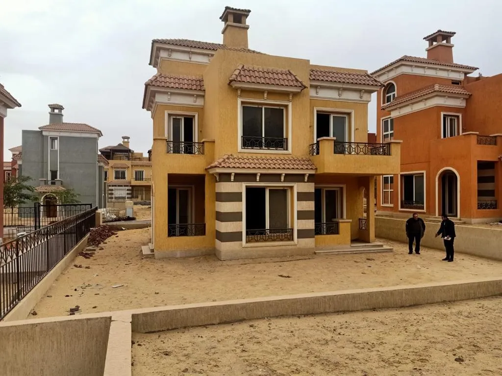 Villa for sale in Nyoum October in Northern Expansion of 205 m² with 3 bedrooms