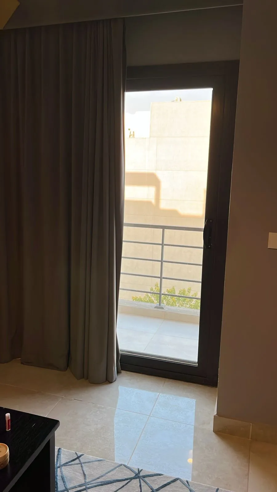للبيع في فيفث سكوير المراسم في بمساحة 0 م² تتكون من 0 غرف