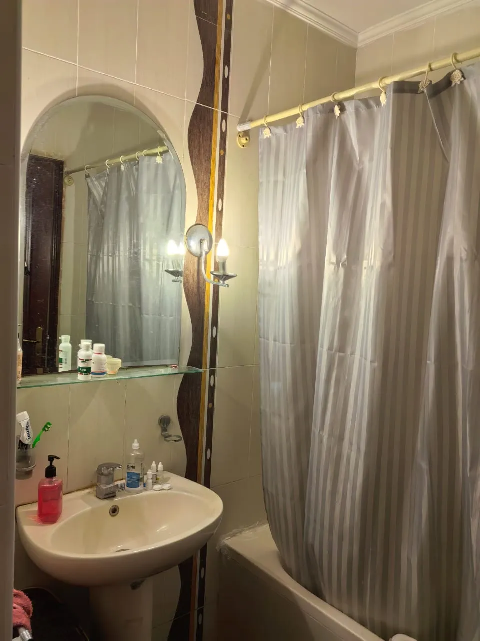 Apartment for sale in Beverly Hills in 6th of October City of 163 m² with 4 bedrooms