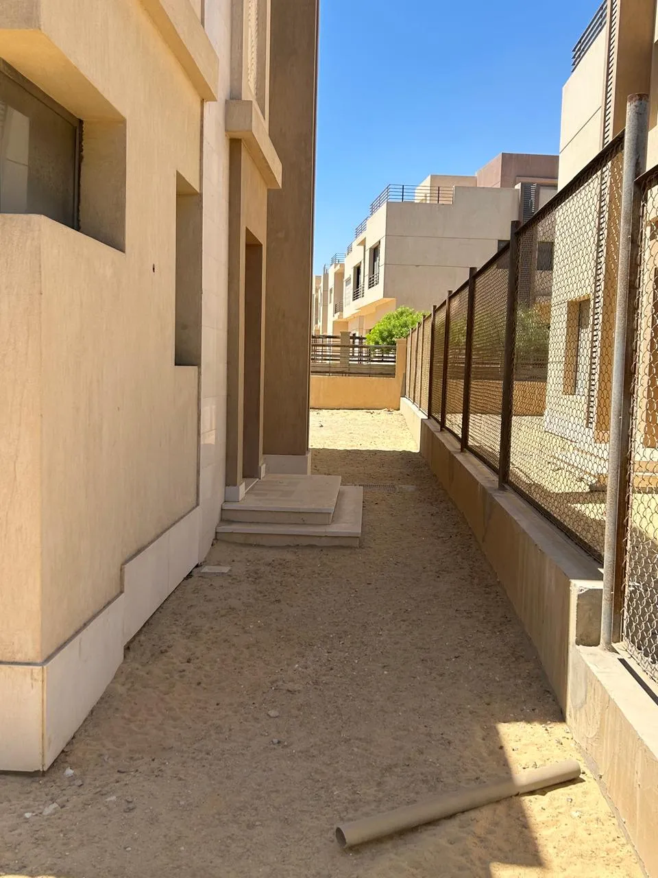 Twinhouse for sale in ALMA in El Sheikh Zayed of 238 m² with 4 bedrooms
