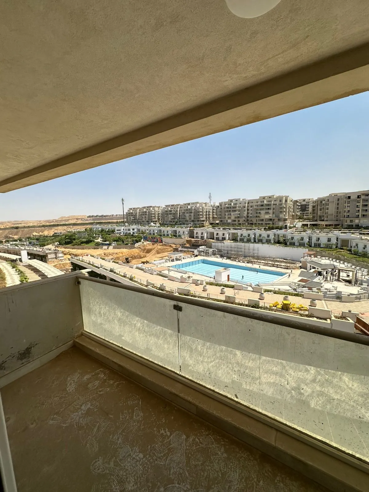  للبيع في زيد  في  بمساحة 0 م² تتكون من 0 غرف