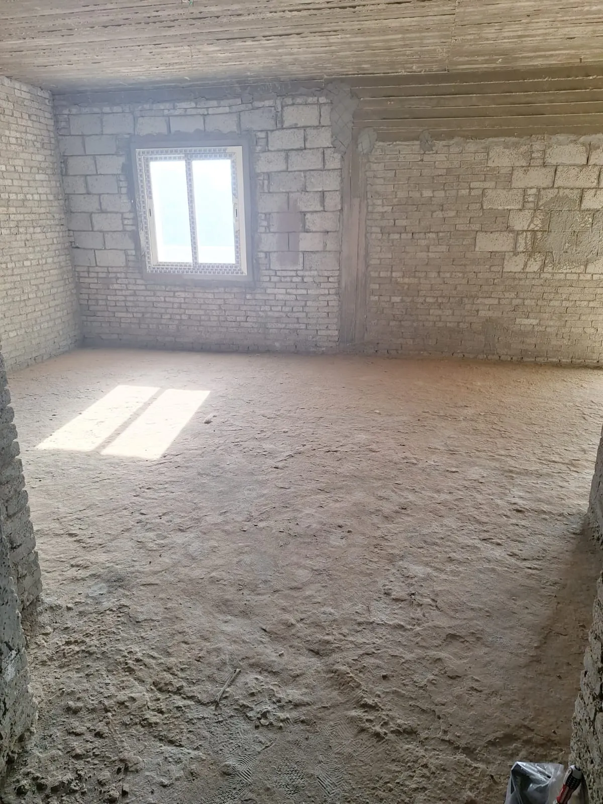  للبيع في أكتوبر بلازا في  بمساحة 0 م² تتكون من 0 غرف