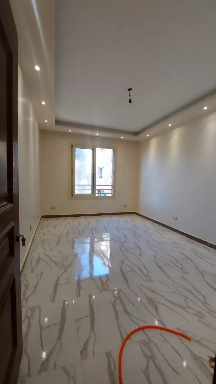 Apartment for sale in Jewar Sheikh Zayed in 6th of October City of 184 m² with 3 bedrooms