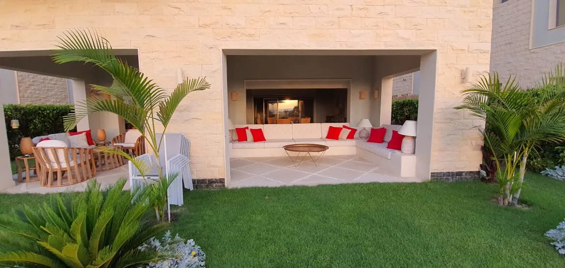 Villa for sale in Caesar in Ras El Hekma of 480 m² with 6 bedrooms