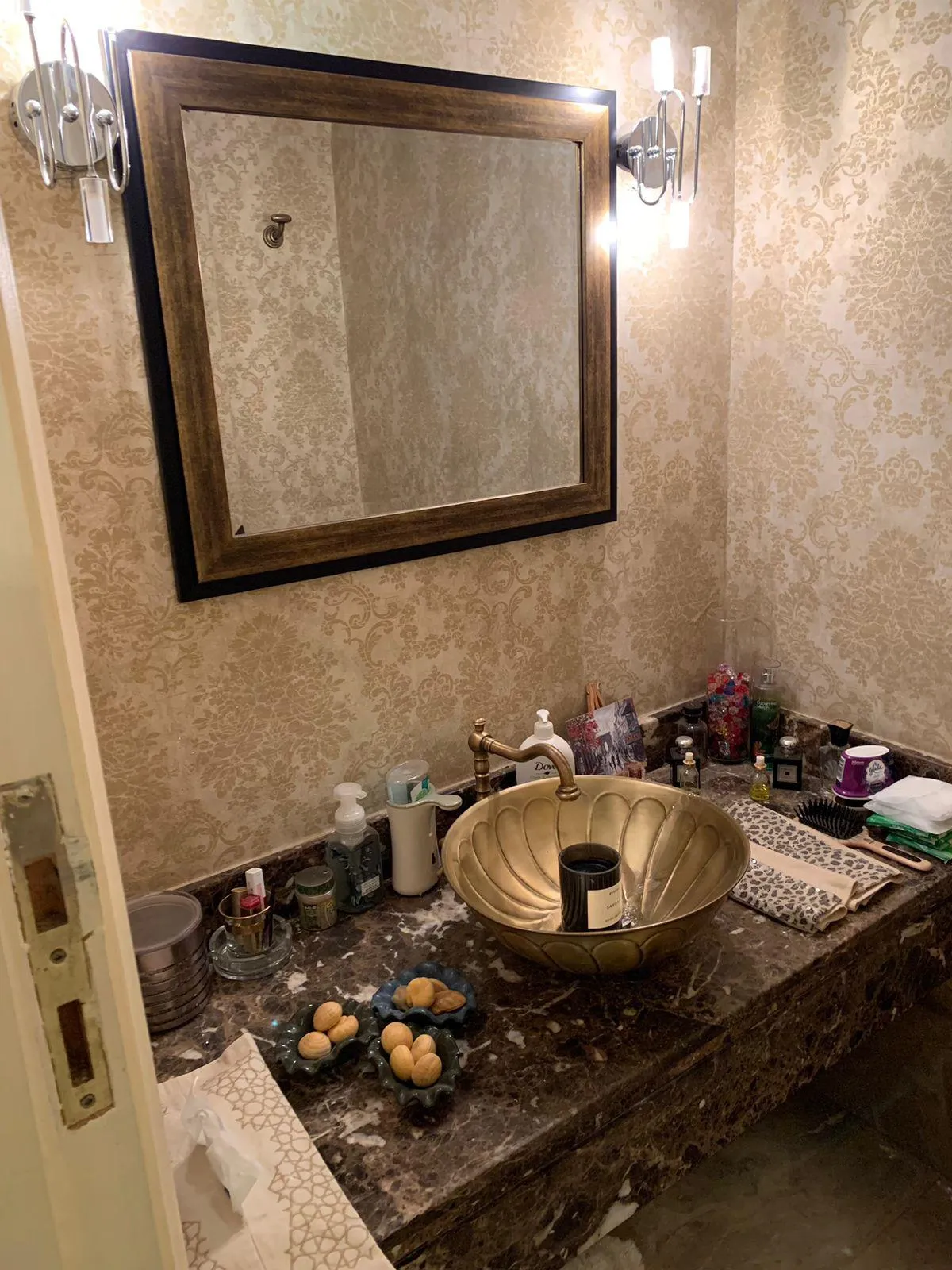 Townhouse for sale in Jeera in El Sheikh Zayed of 227 m² with 4 bedrooms