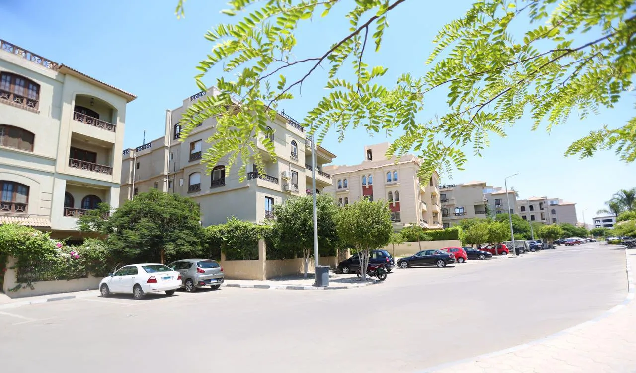 Apartment for sale in Beverly Hills in 6th of October City of 151 m² with 3 bedrooms