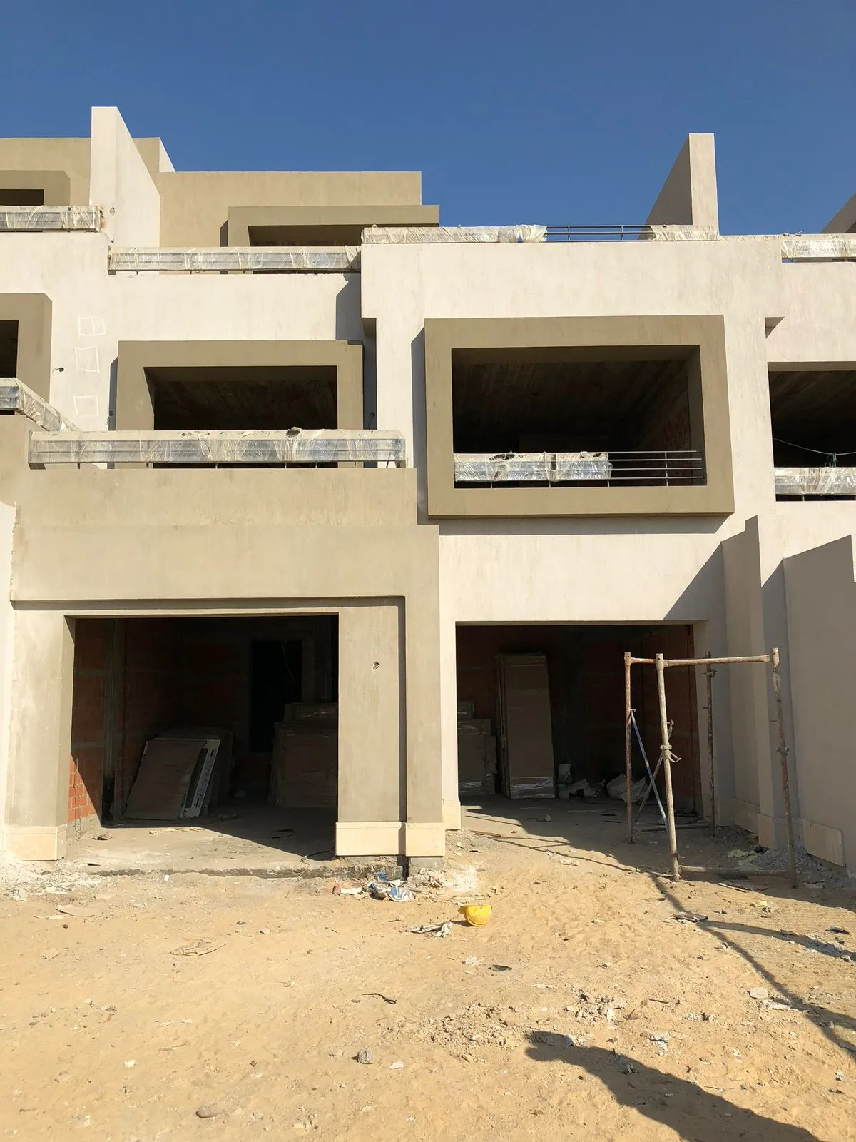 Townhouse for sale in Palm Hills Golf Views in 6th of October City of 240 m² with 4 bedrooms
