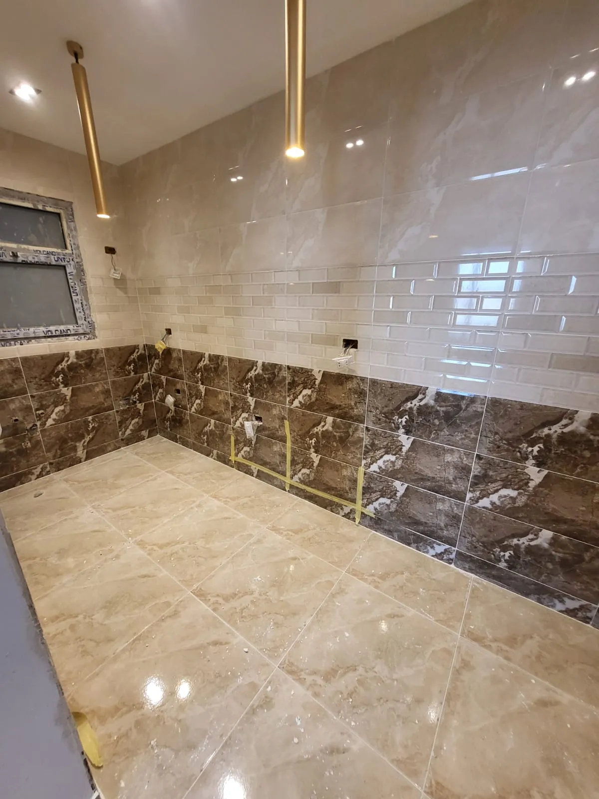  للبيع في تاج سيتي في  بمساحة 0 م² تتكون من 0 غرف