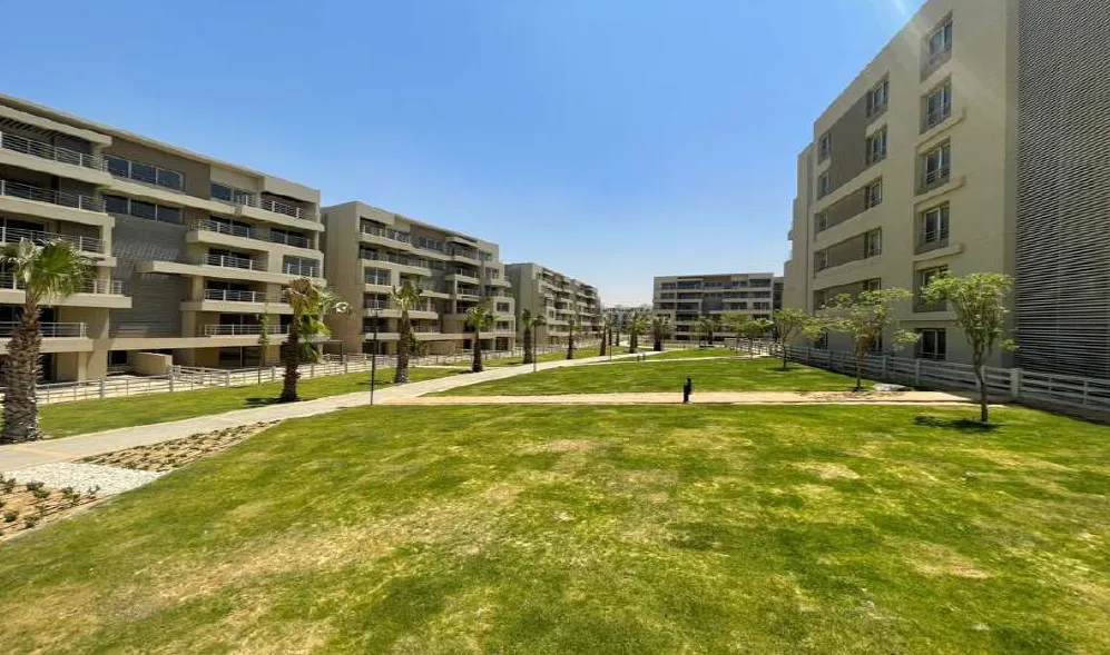 Apartment for sale in Capital Gardens in New Cairo of 106 m² with 2 bedrooms
