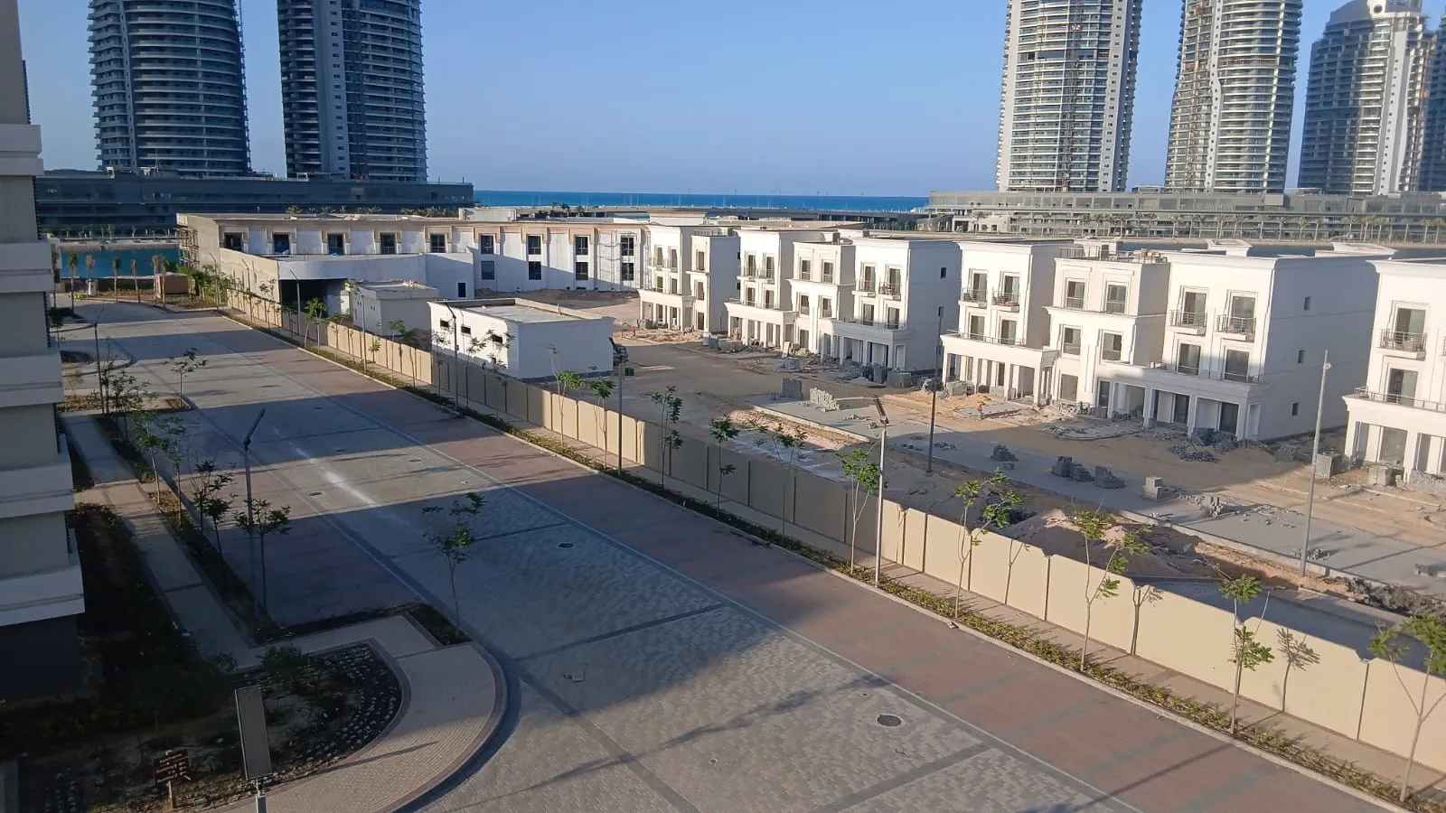  للبيع في بالم هيلز العلمين الجديدة في  بمساحة 0 م² تتكون من 0 غرف