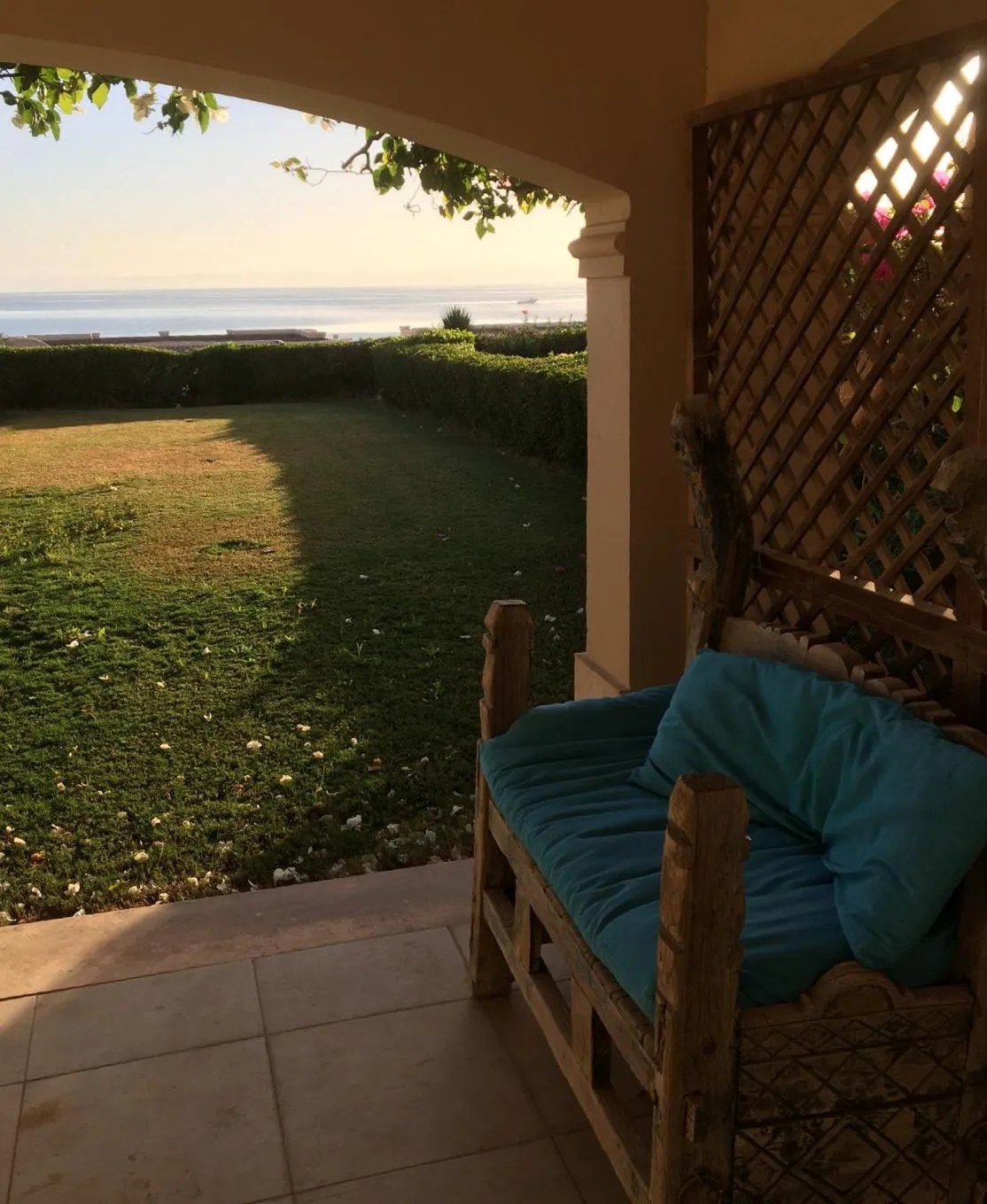 Chalet for sale in La Vista 3 in Ain Sokhna of 90 m² with 2 bedrooms