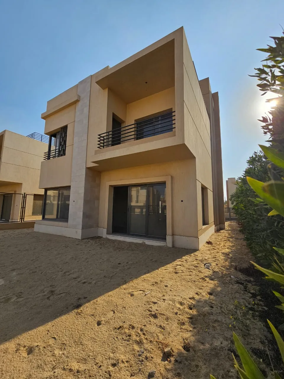 Villa for sale in ALMA in El Sheikh Zayed of 322 m² with 4 bedrooms