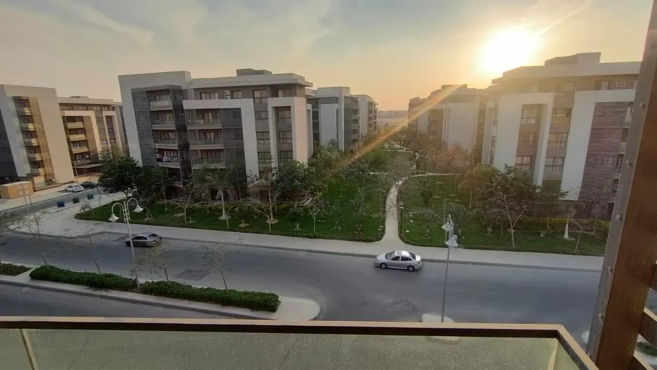  للبيع في مدينتي في  بمساحة 0 م² تتكون من 0 غرف