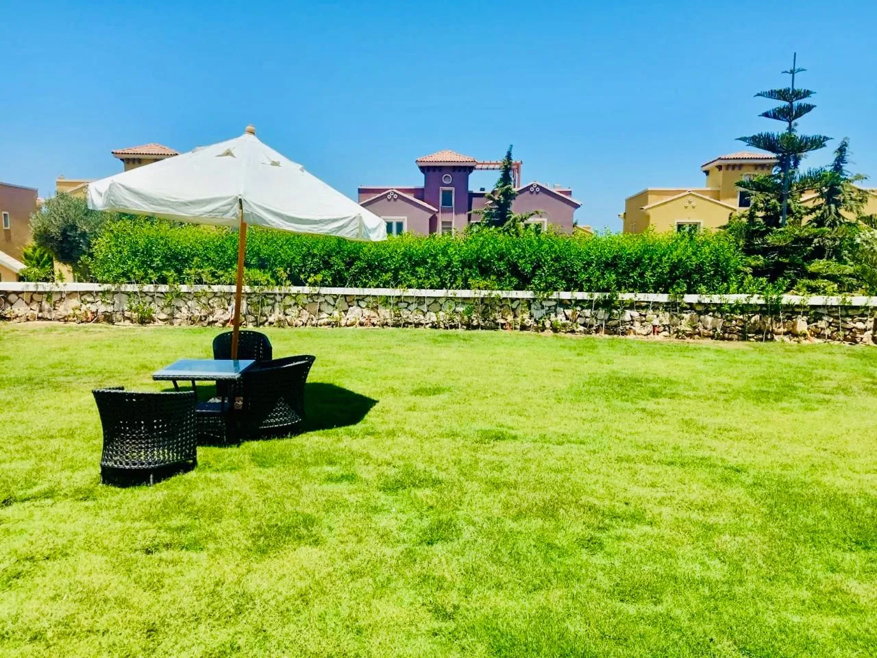  للبيع في ماونتن فيو رأس الحكمة في  بمساحة 0 م² تتكون من 0 غرف