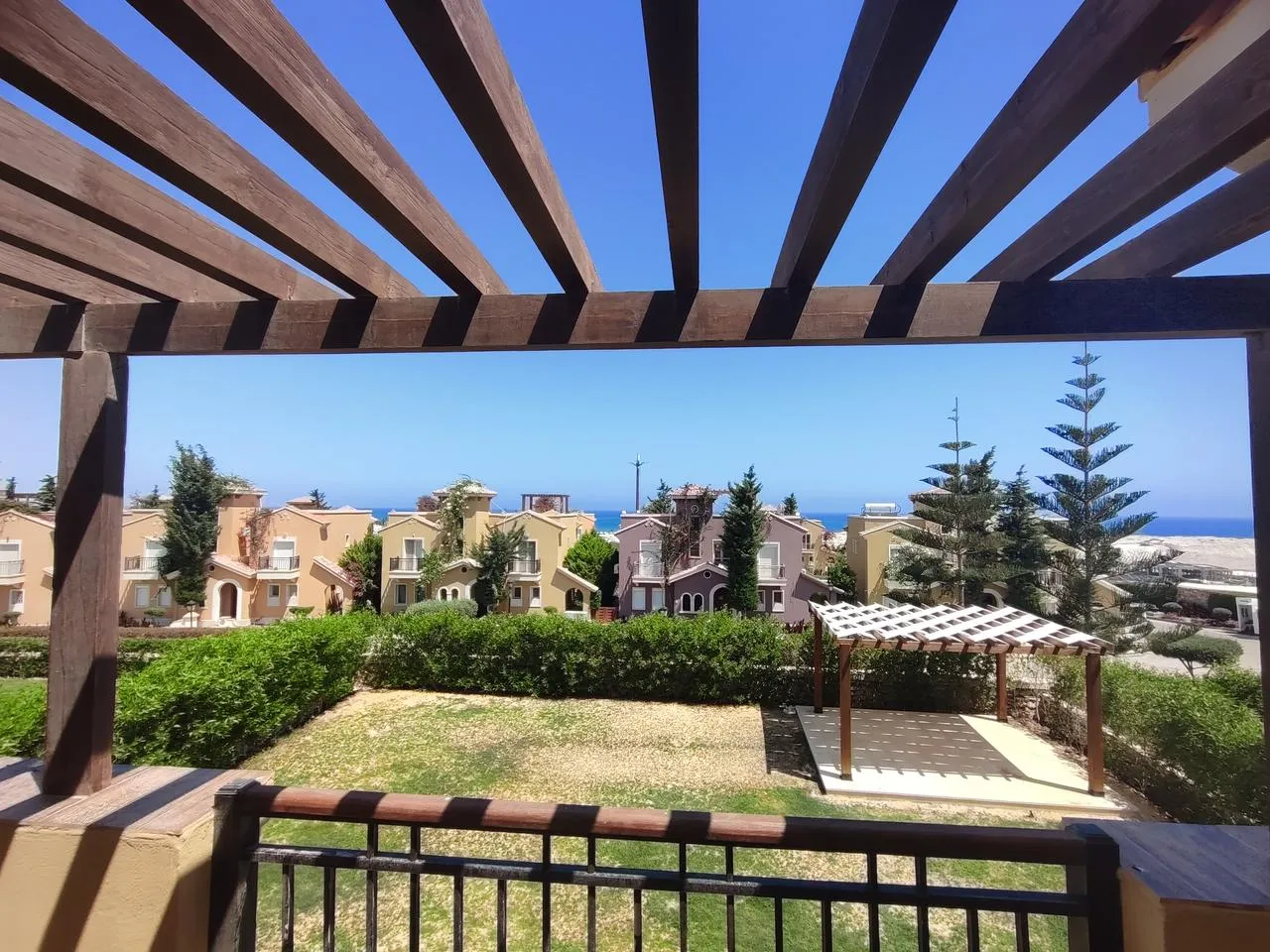  للبيع في ماونتن فيو رأس الحكمة في  بمساحة 0 م² تتكون من 0 غرف