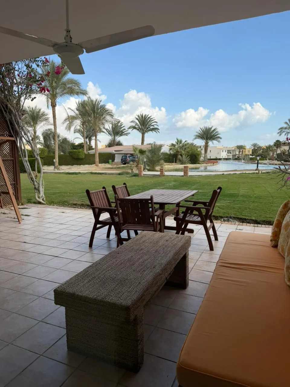 Chalet for sale in Little Venice in Ain Sokhna of 180 m² with 3 bedrooms