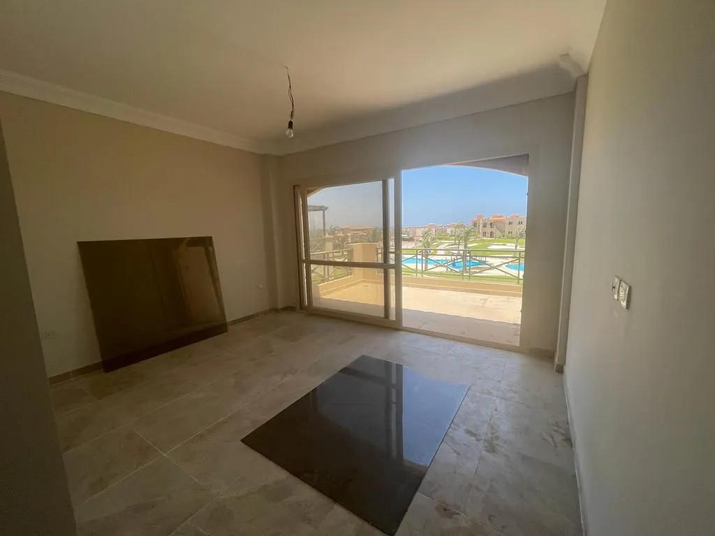 Twinhouse for sale in La Vista Gardens in Ain Sokhna of 180 m² with 4 bedrooms