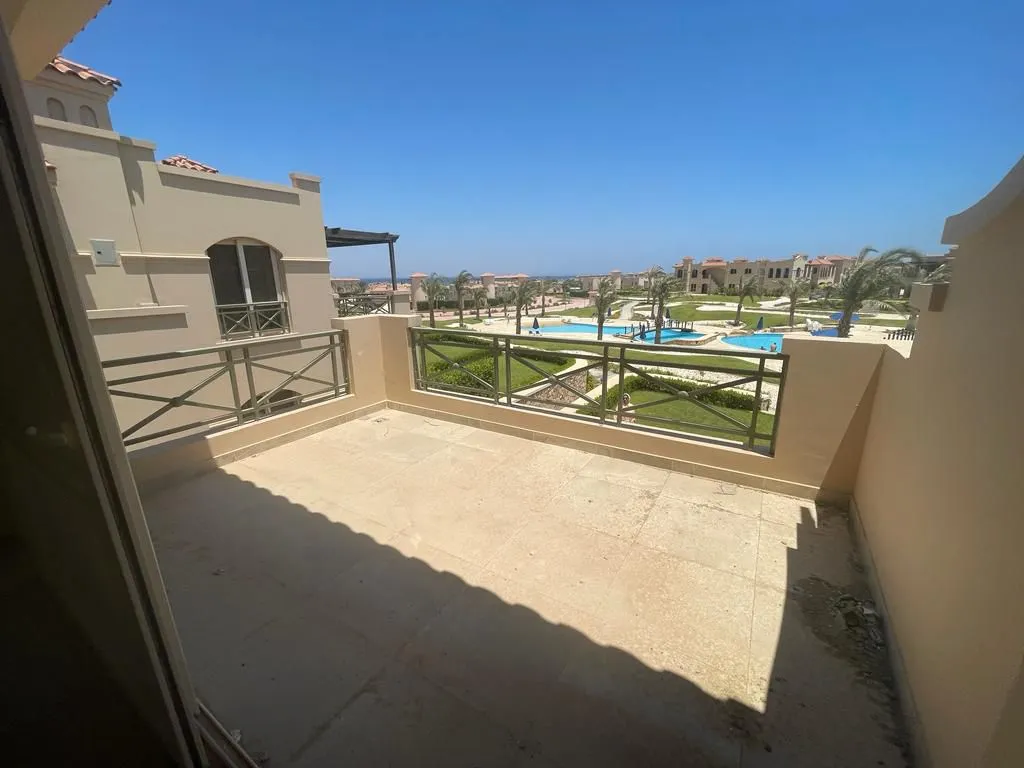 Twinhouse for sale in La Vista Gardens in Ain Sokhna of 180 m² with 4 bedrooms