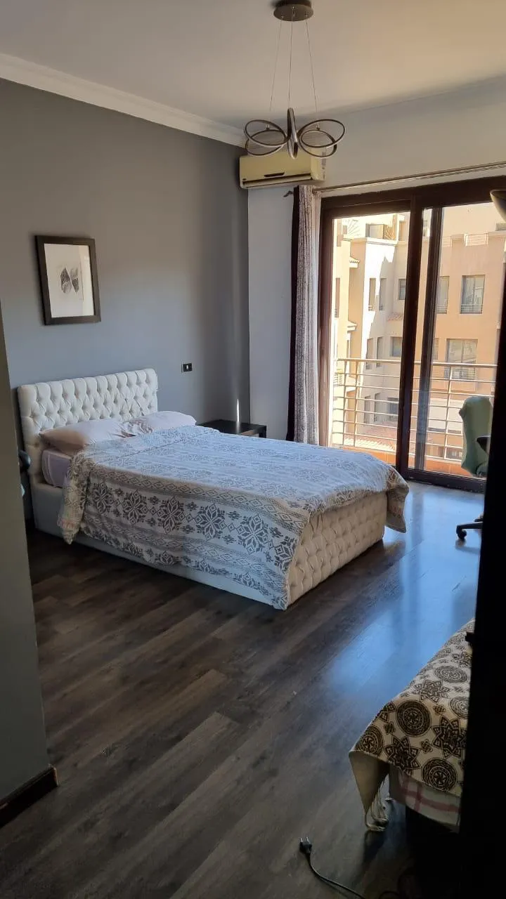 Penthouse for sale in Casa in 6th of October City of 299 m² with 4 bedrooms