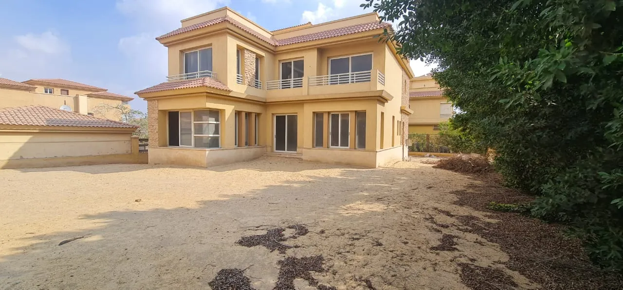 Villa for sale in Jeera in El Sheikh Zayed of 398 m² with 4 bedrooms