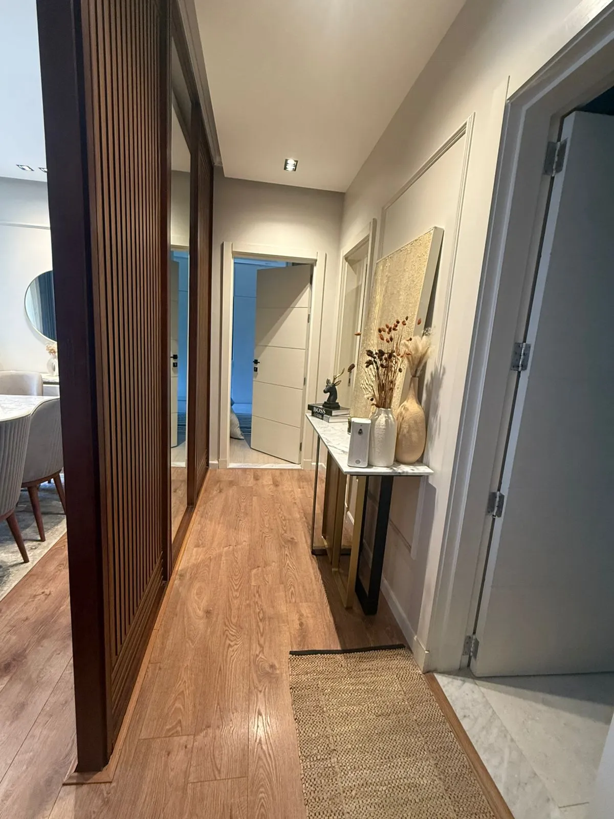  للبيع في ذا فيلدج جيت في  بمساحة 0 م² تتكون من 0 غرف