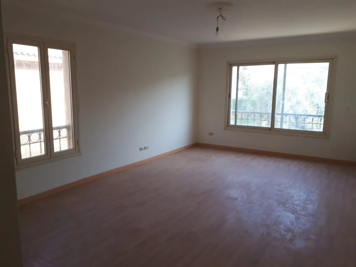 Twinhouse for sale in Bellagio in New Cairo of 350 m² with 5 bedrooms