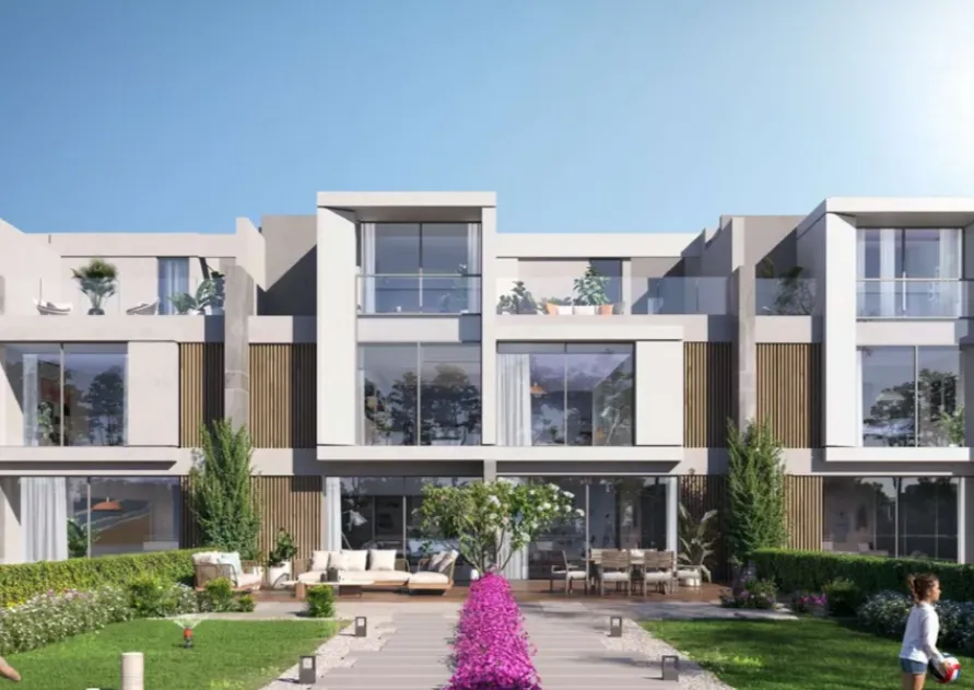 Townhouse for sale in El Patio Hills in 6th settlement of 195 m² with 4 bedrooms