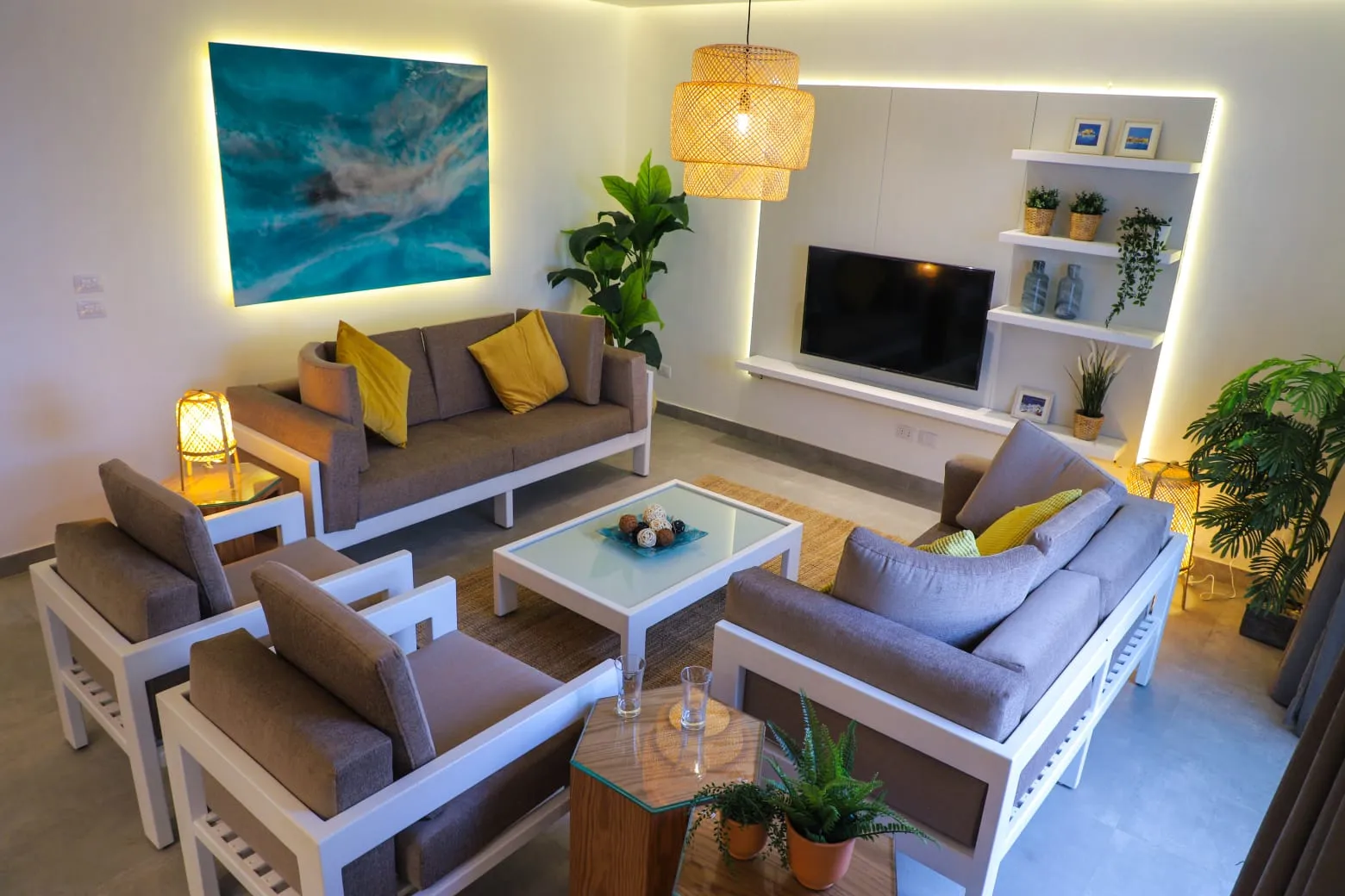  للبيع في هاسيندا وايت في  بمساحة 0 م² تتكون من 0 غرف