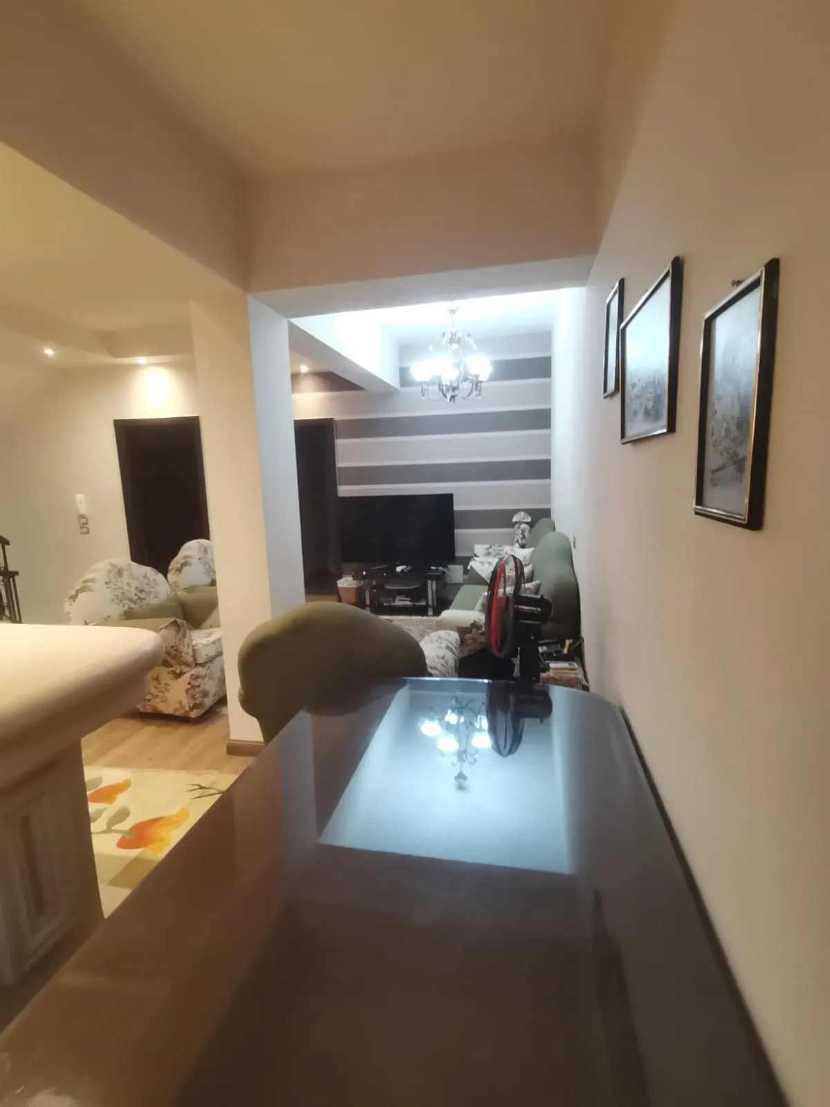 Twinhouse for sale in Hadayek el Mohandesin in El Sheikh Zayed of 235 m² with 4 bedrooms