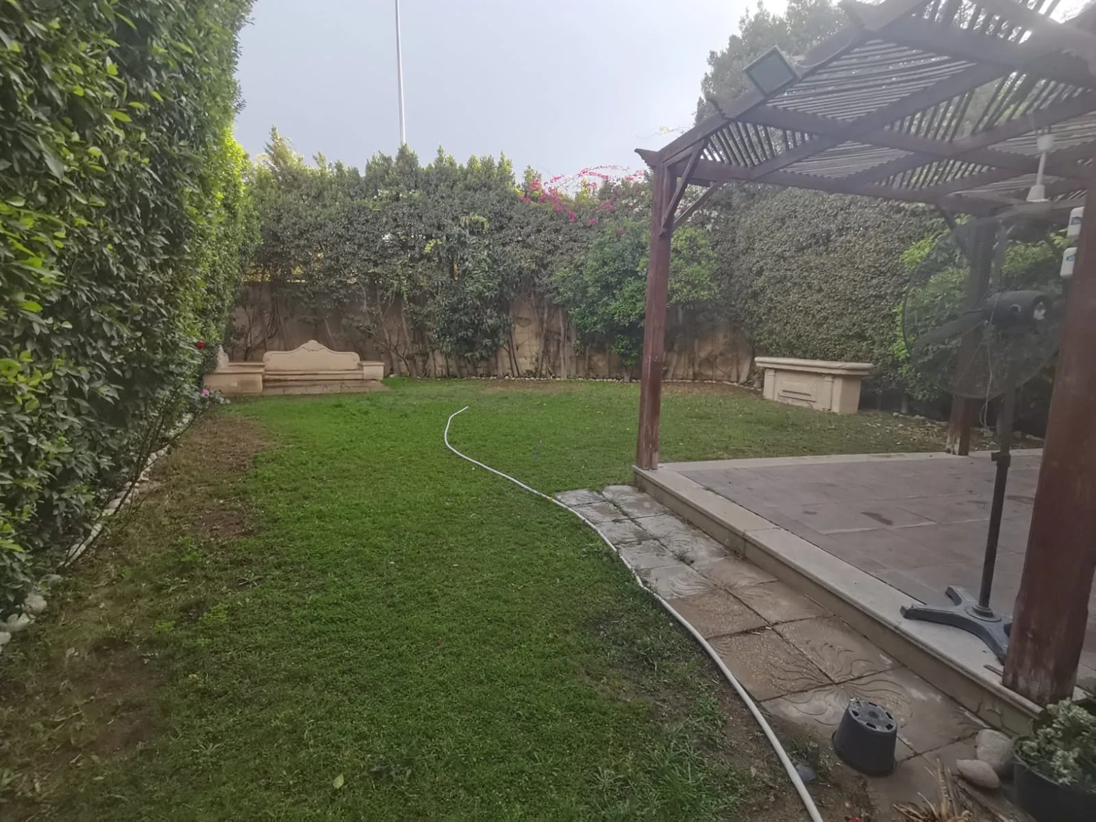 Twinhouse for sale in Hadayek el Mohandesin in El Sheikh Zayed of 235 m² with 4 bedrooms